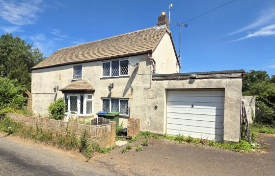 Renovation potential in Swindon photo